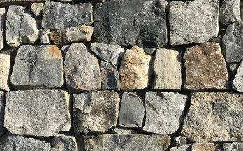 BM Grey Castlemine Dry Stone Wall Panel