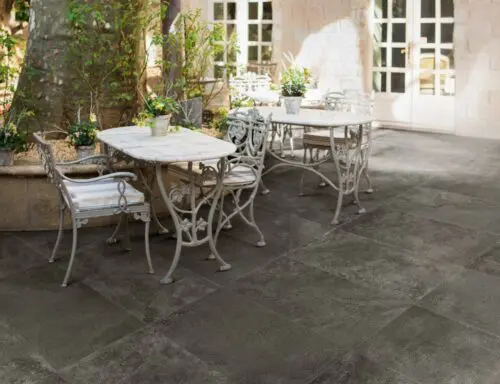 PIERRES DES CHATEAUX