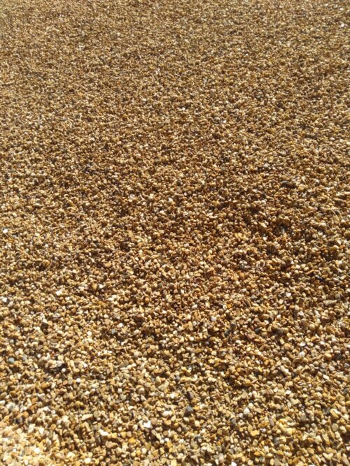 Golden Beach Pebbles 10mm