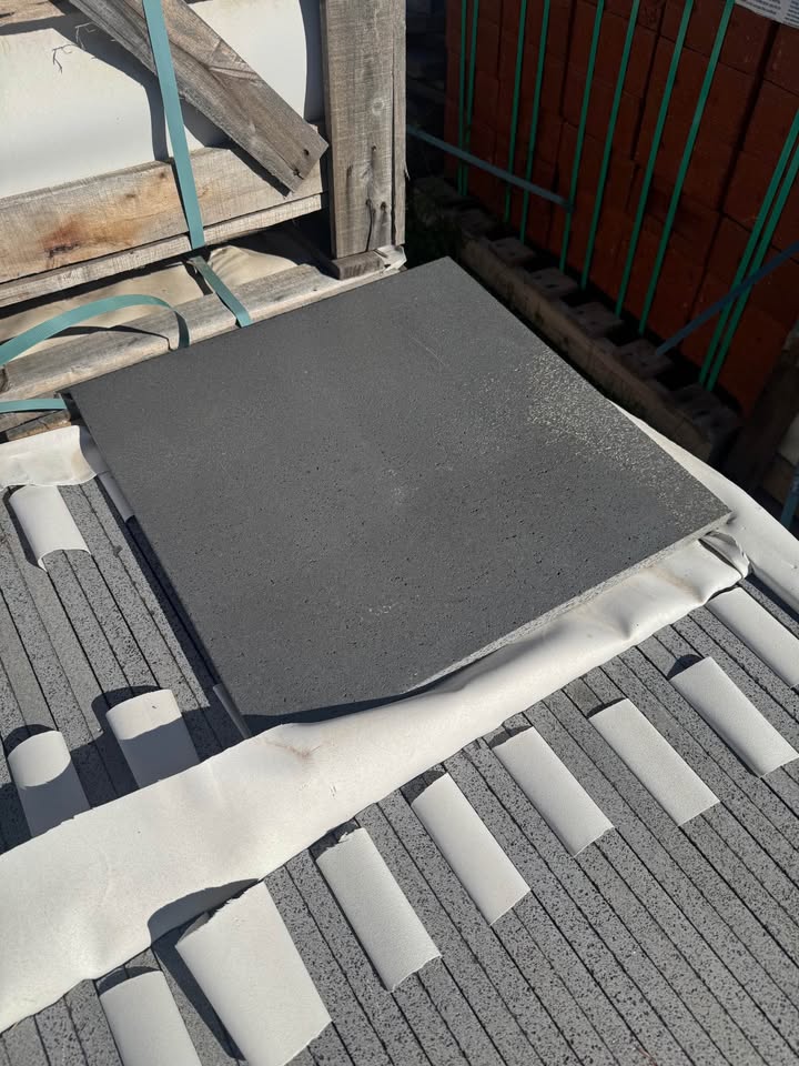 BM Classic Honed Bluestone Paver 500 Grit