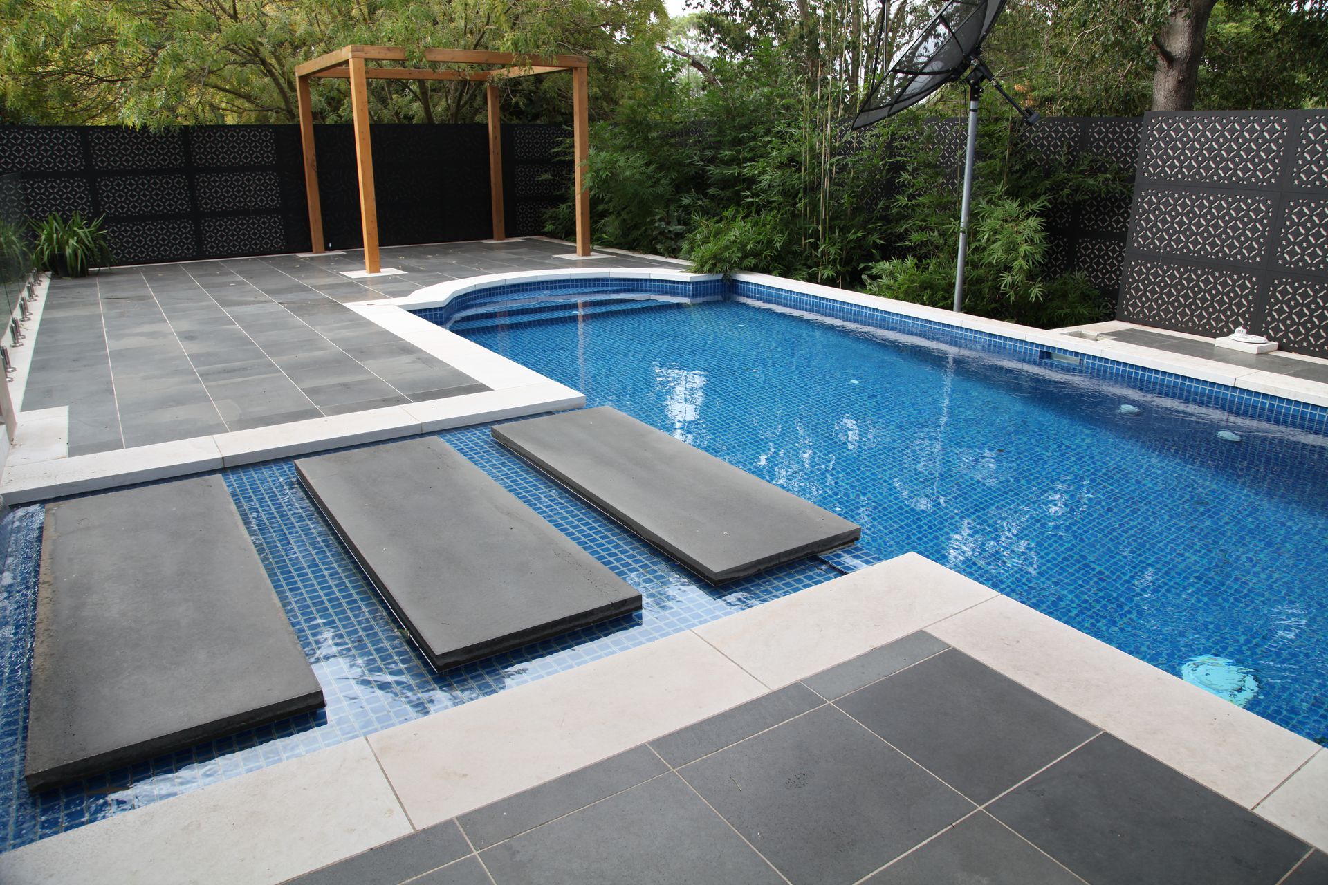 BM Classic Honed Bluestone Paver 500 Grit