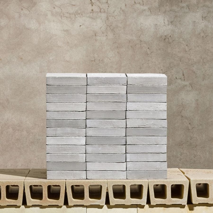 Janinhoff MSZ-14/2B DF water-struck bricks stacked in a light grey product display